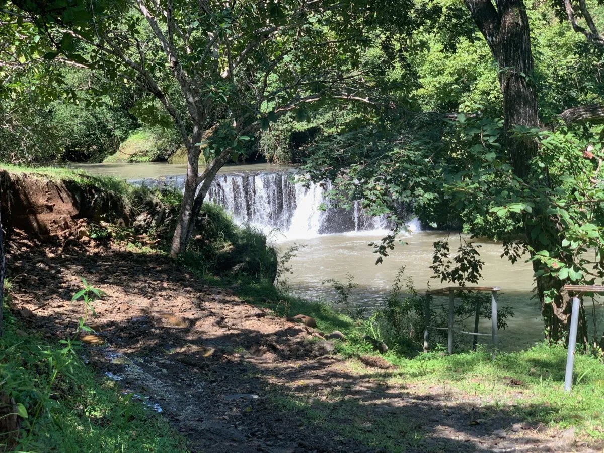 Venta de Casa de Campo y Playa en Hacienda Pacífica, San Carlos