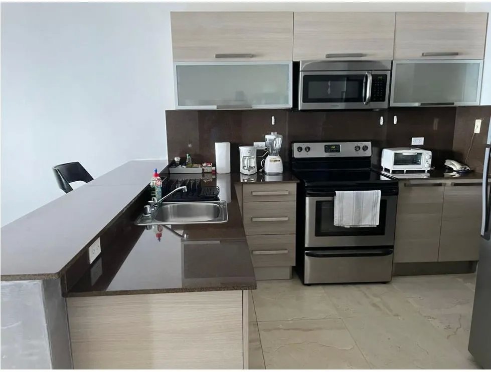 Alquiler de Apartamento Amoblado en PH Villa del Mar  Av. Balboa