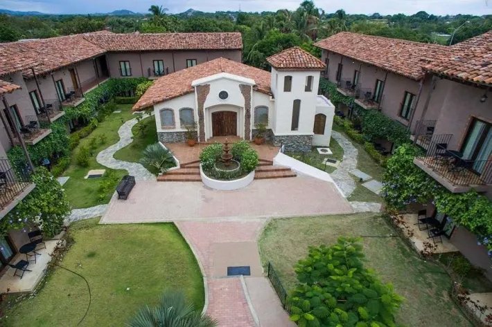 Luxury Hotel for Sale in Chitré, Herrera