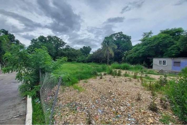 Se vende terreno comercial en Penonomé, Coclé
