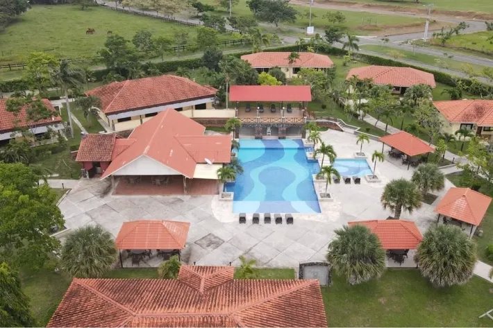Residences for sale in Hato Viejo, Anton