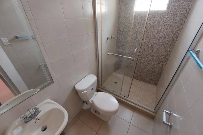 Se vende casa de esquina en Brisas del Golf, Arraiján