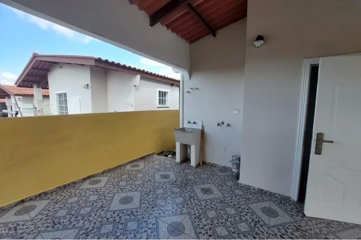 Se vende casa de esquina en Brisas del Golf, Arraiján