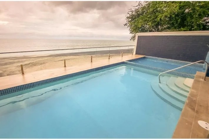 Beachfront apartment for rent in Farallon, Rio Hato