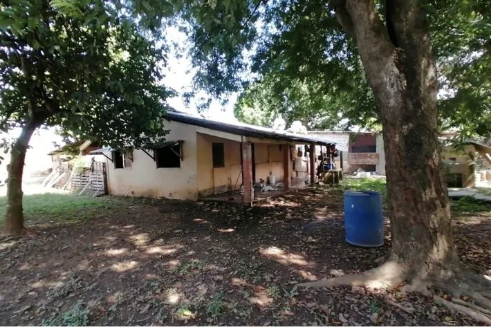 Se vende casa unifamiliar con terreno en Chitré, Herrera