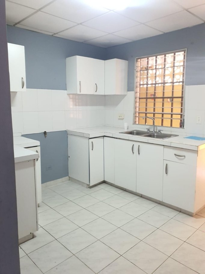Venta de Casa en Valle Dorado La Chorrera, Panamá