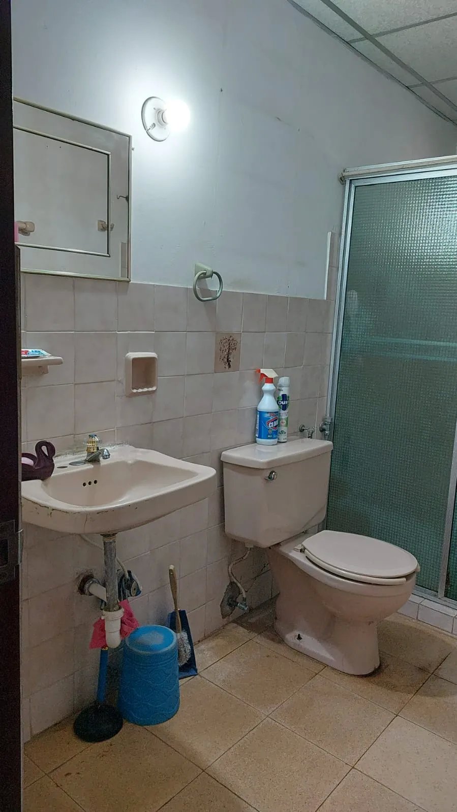 Vendo casa en La Chorrera en vía principal