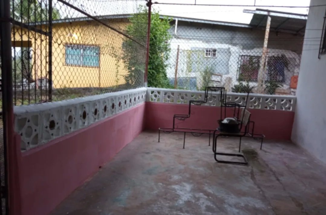 Vendo casa en La Chorrera en vía principal