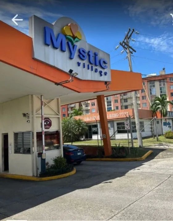 VENTA DE APARTAMENTO CENTRICO EN PH MYSTIC VILLAGE