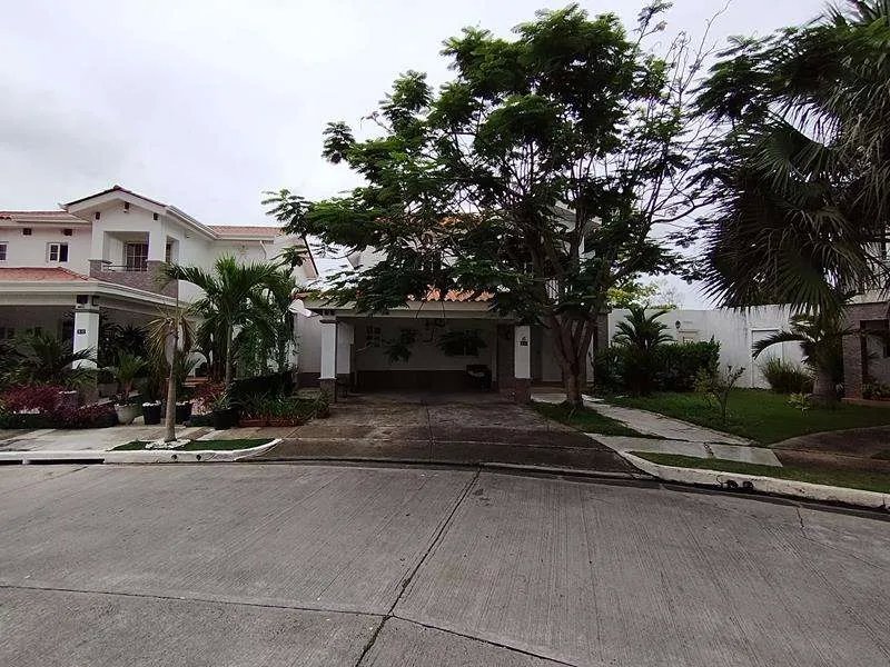 Venta de Casa en PH Quintas de Versalles