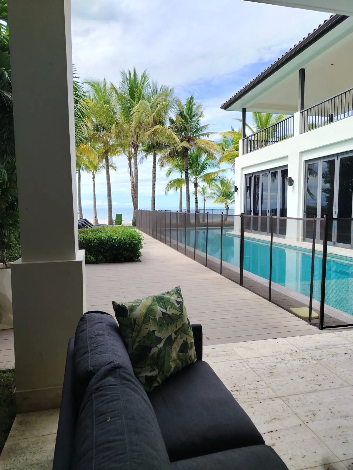 Venta de Casa Lujosa en Buenaventura, Farallón, Coclé