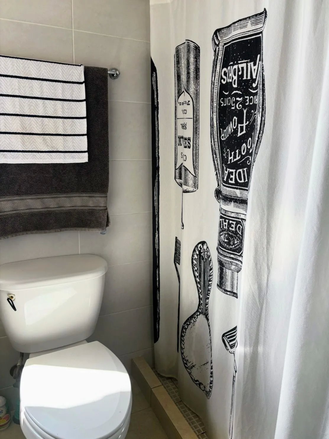 Alquilo casa de 2 niveles en PH Las Arboledas, La chorrera- $. 950