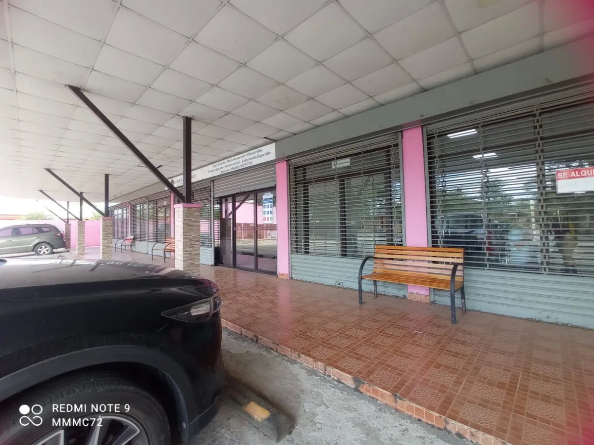 Venta Plaza Comercial en Aguadulce