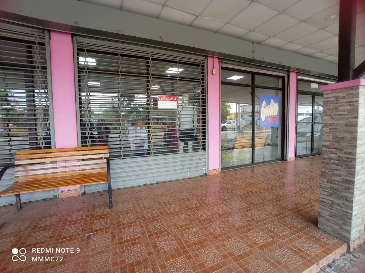 Venta Plaza Comercial en Aguadulce