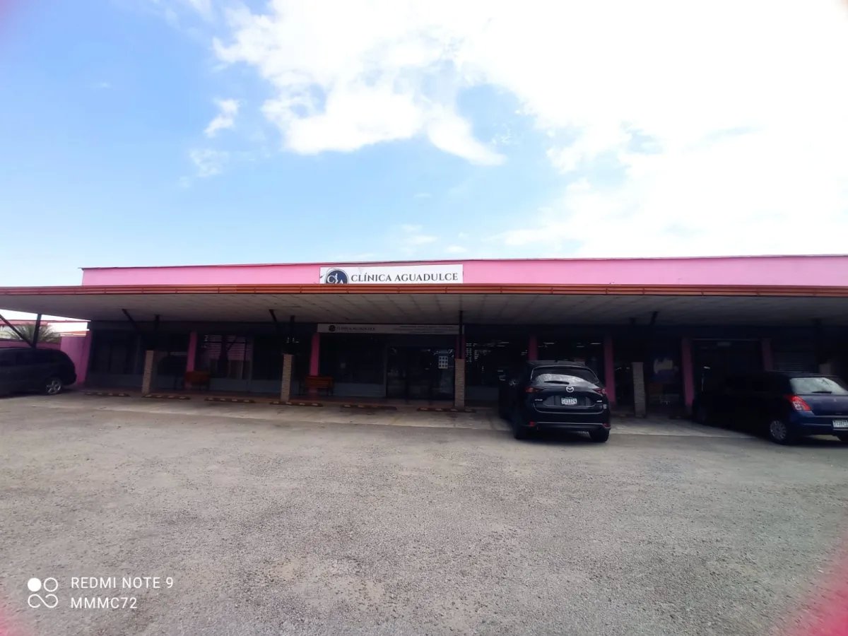 Venta Plaza Comercial en Aguadulce