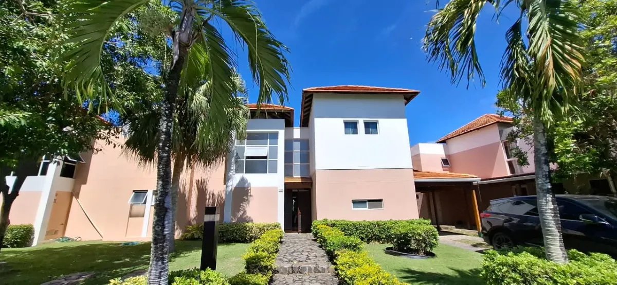 Venta de TownHouse en Villas de Decameron, Farallón, Coclé