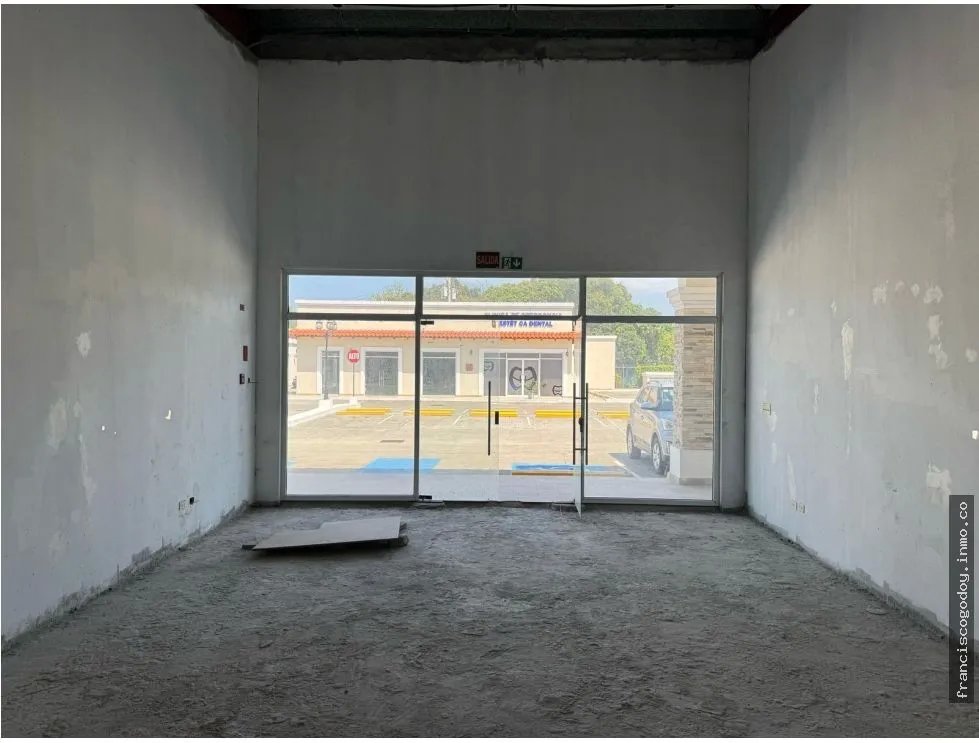 Venta de Local Comercial en Farallón