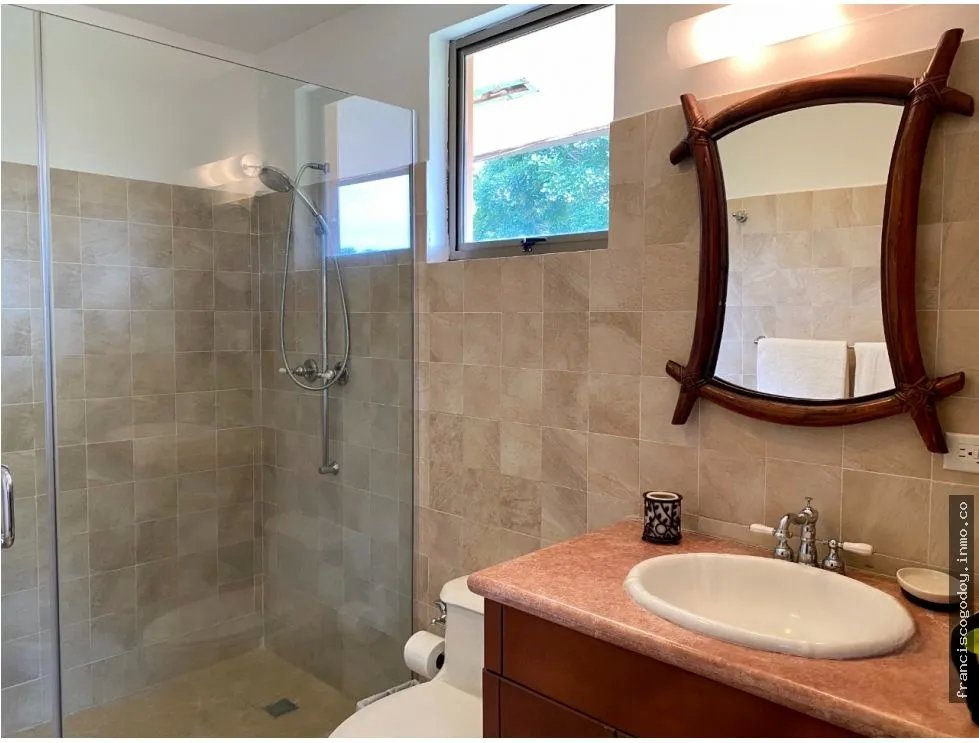 Single Family House for sale in Farallon