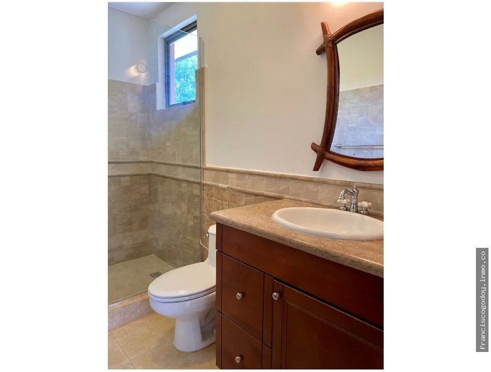 Single Family House for sale in Farallon