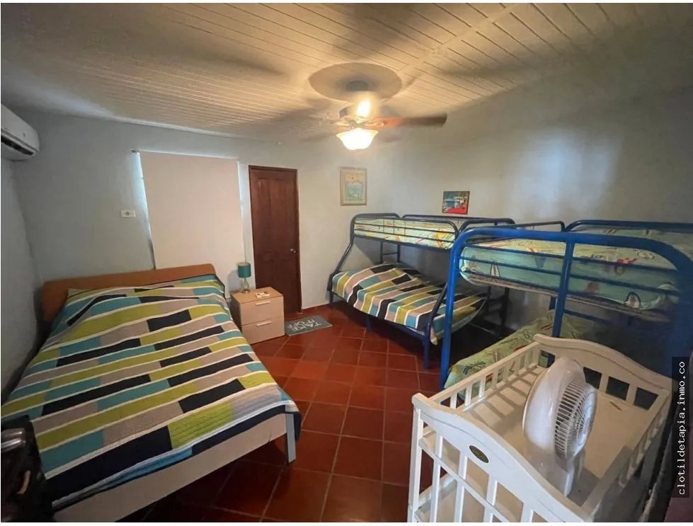 Se vende casa frente al mar en Farallón, Coclé