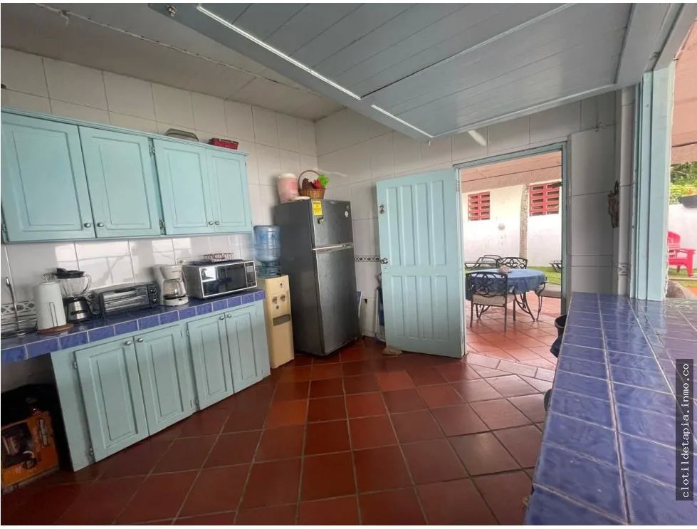 Se vende casa frente al mar en Farallón, Coclé