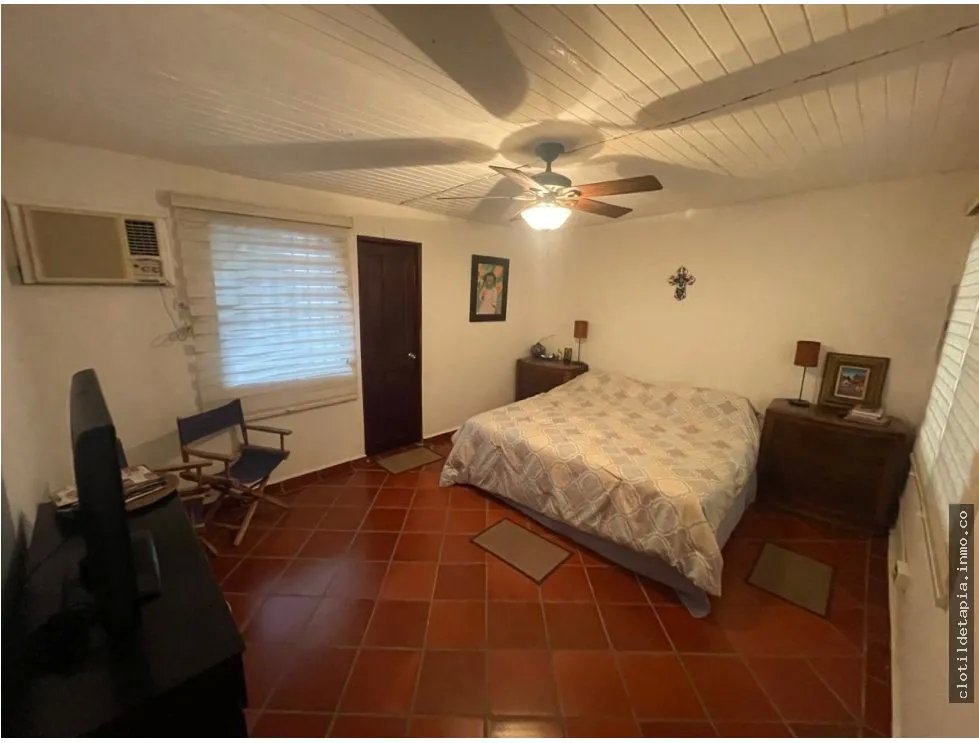 Se vende casa frente al mar en Farallón, Coclé