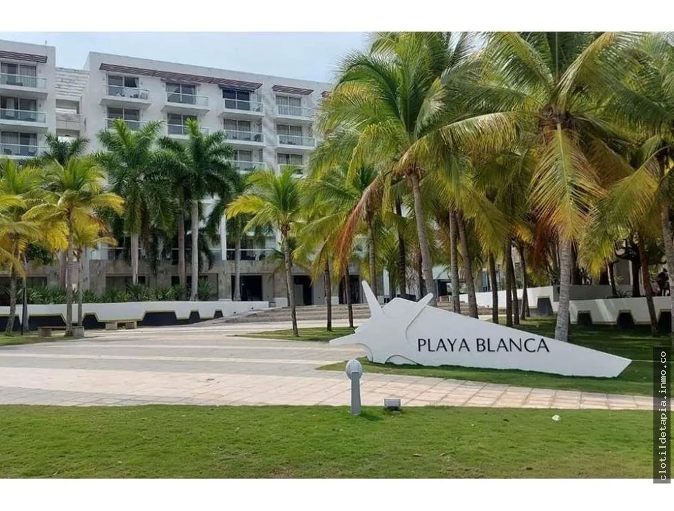 Se Vende Local Comercial en Town Center, Playa Blanca