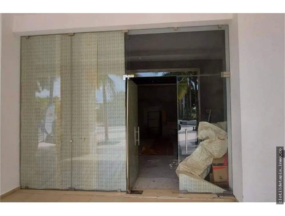 Se Vende Local Comercial en Town Center, Playa Blanca