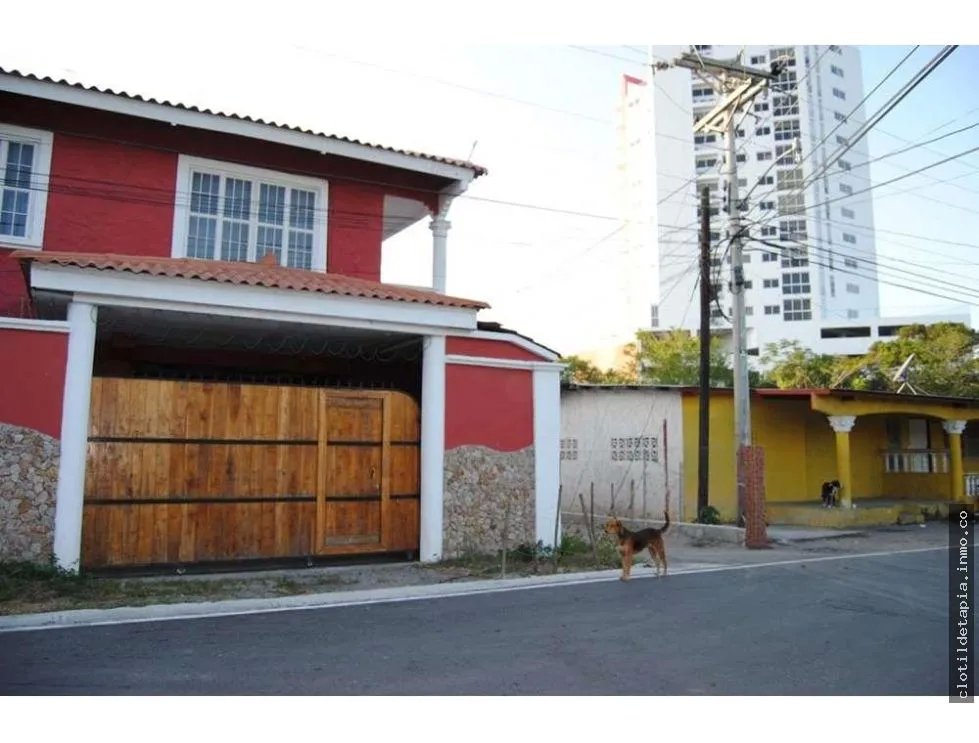 Se Vende Casa Frente al Mar en Farallón, Río Hato