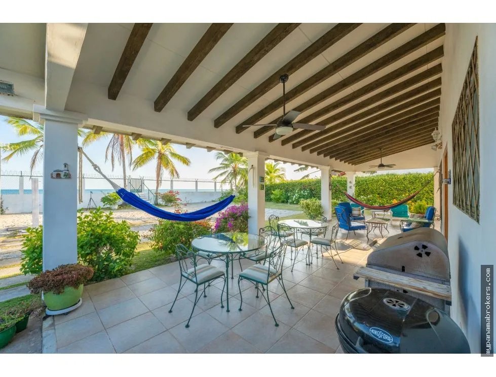 Venta de Casa de Playa en Playa Blanca - Farallón - Panamá