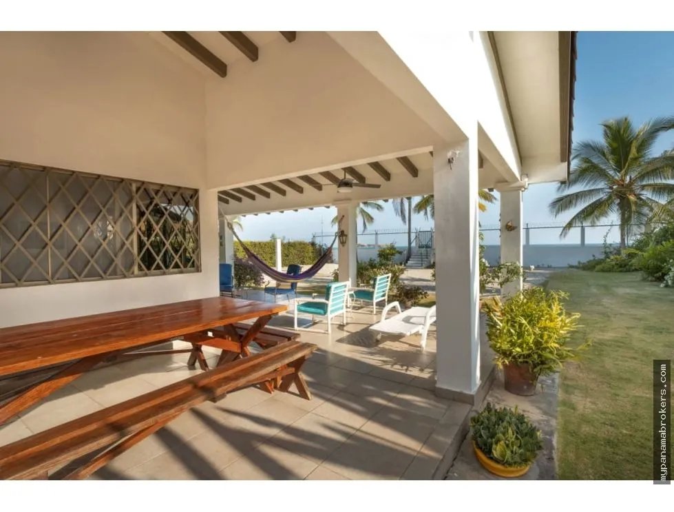 Single Family House for sale in Farallon