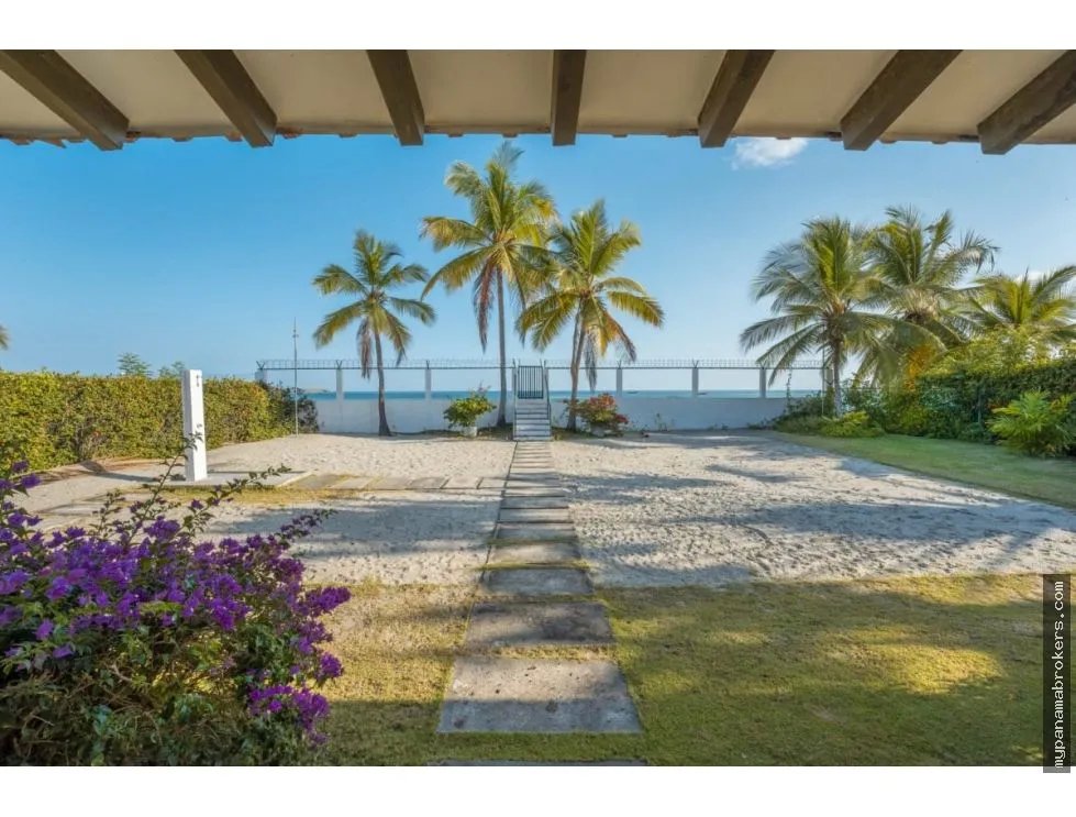 Single Family House for sale in Farallon