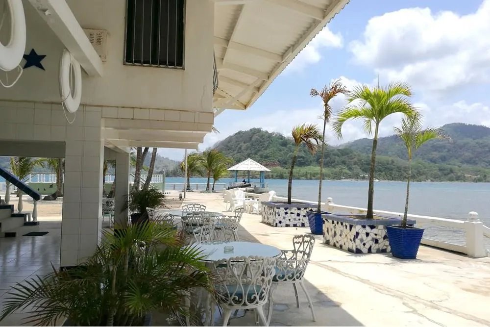 Lote con Isla y Playa en venta en Bahía Cacique, Portobelo, Colón