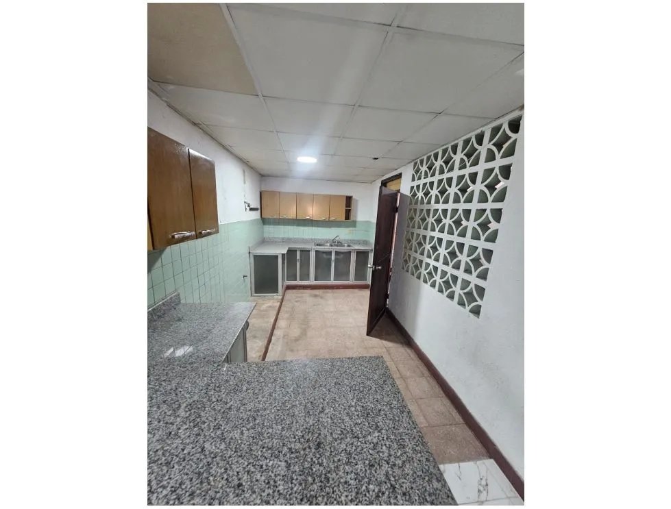 Alquiler de apartamento céntrico en Chitré, Parque Unión