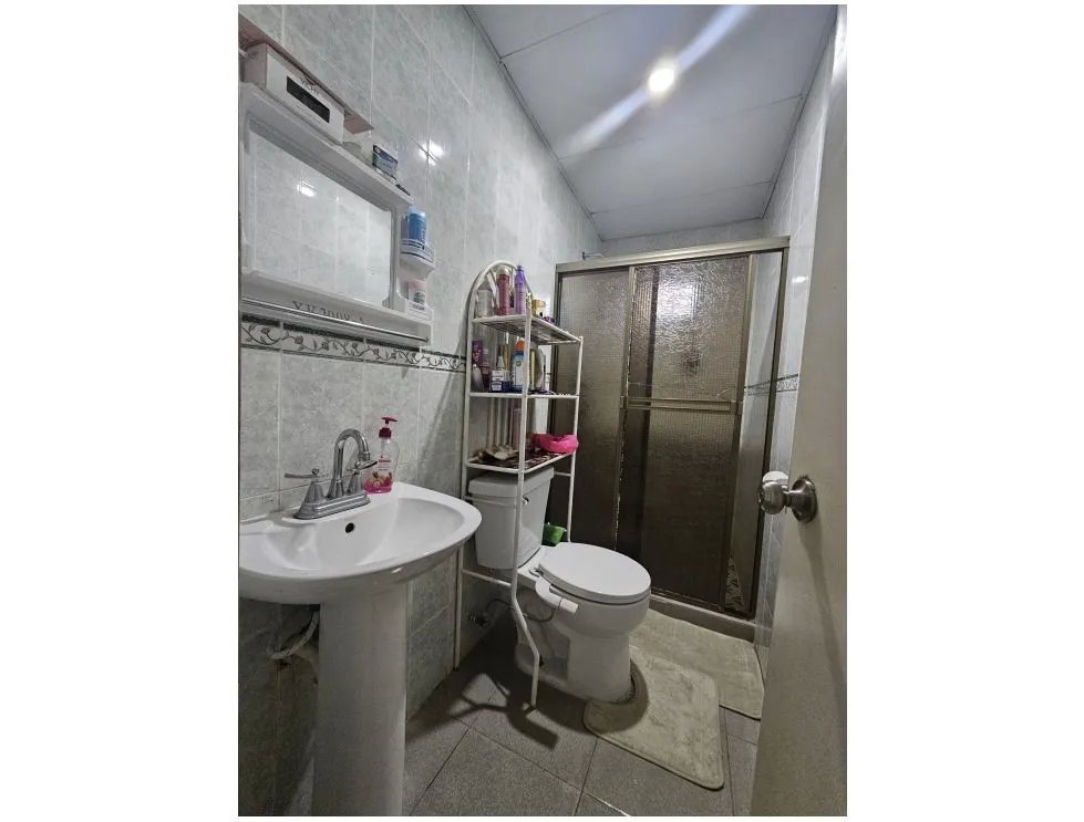 Corner house for sale in Chitré, Herrera
