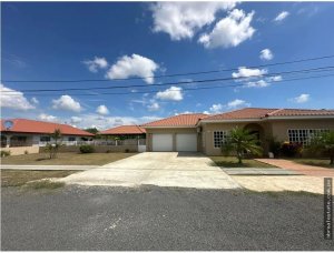 Single Family House for sale in Penonome