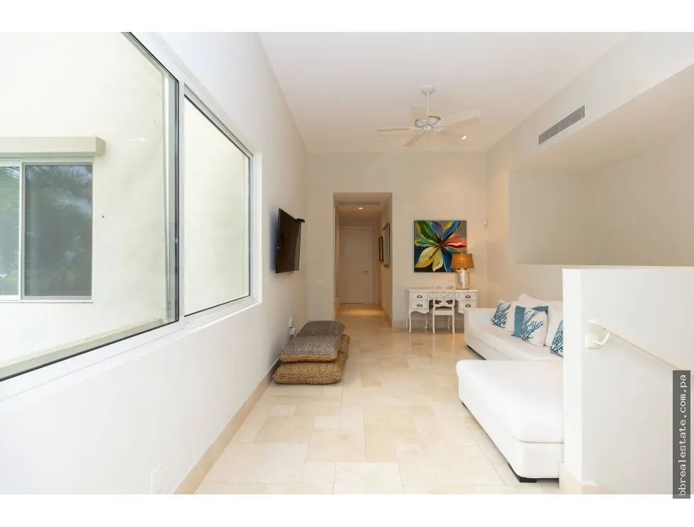 Single Family House for sale in Farallon