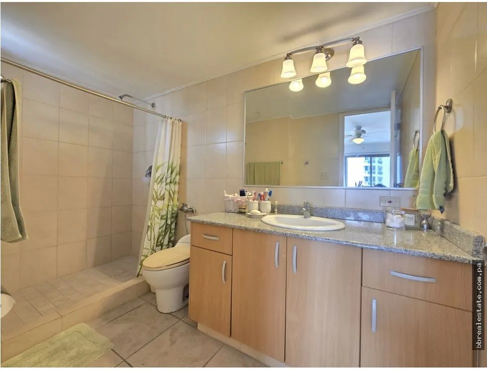 Venta de apartamento en Playa Blanca, PH Villa Azul