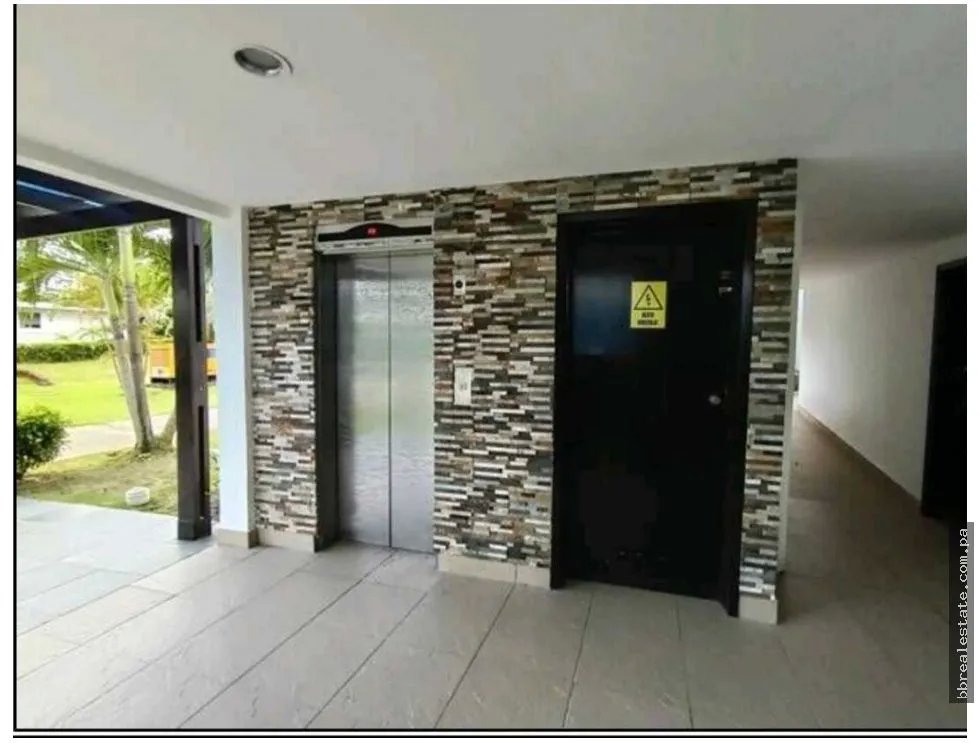 Apartment for sale in Anton