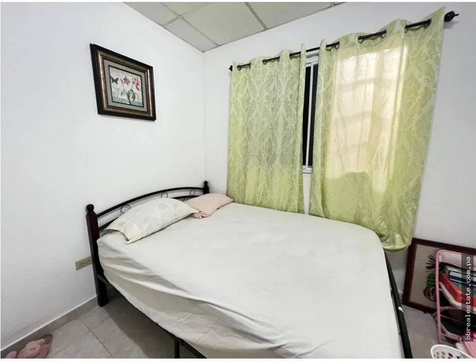 VENTA DE CASA EN ARRAIJAN, LAGO EMPERADOR