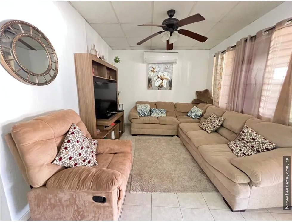 VENTA DE CASA EN ARRAIJAN, LAGO EMPERADOR