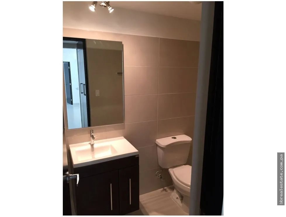 Se Alquila Apartamento en Panama Pacifico, Ph Woodlands