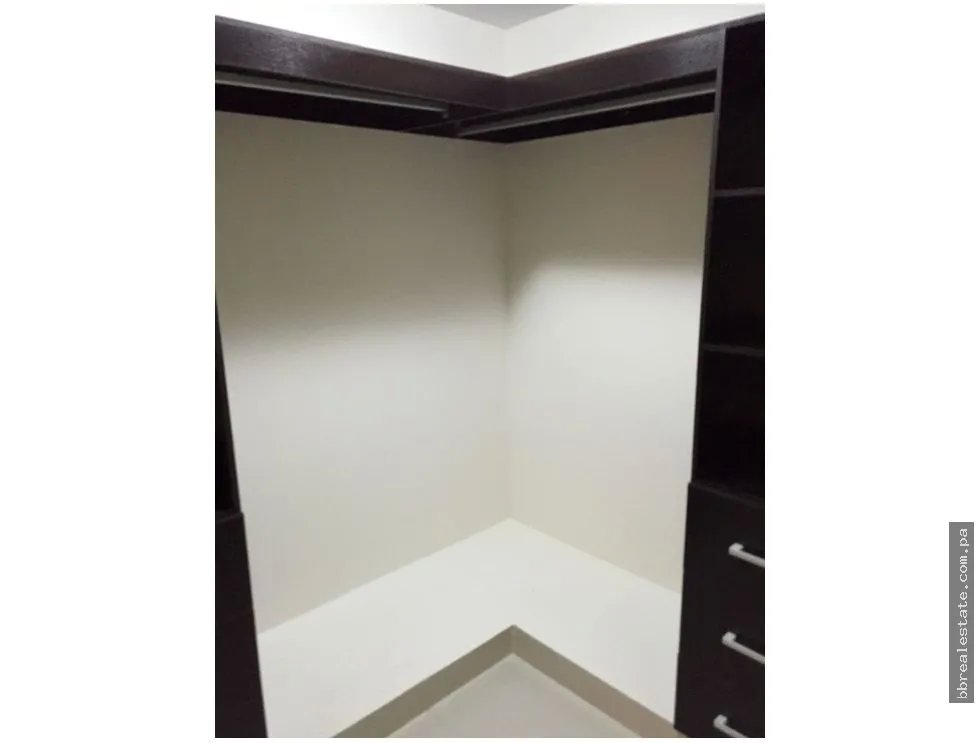 Se Alquila Apartamento en Panama Pacifico, Ph Woodlands