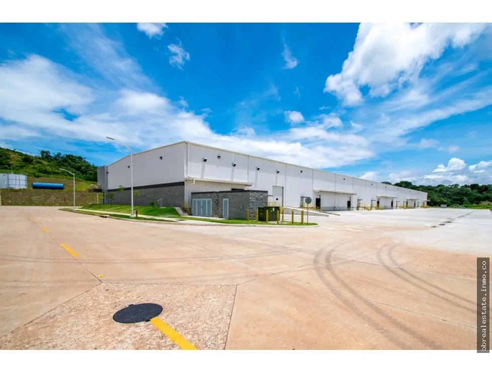 ALQUILER BODEGAS PARQUE INDUSTRIAL PANAMA OESTE NEGOCIABLE