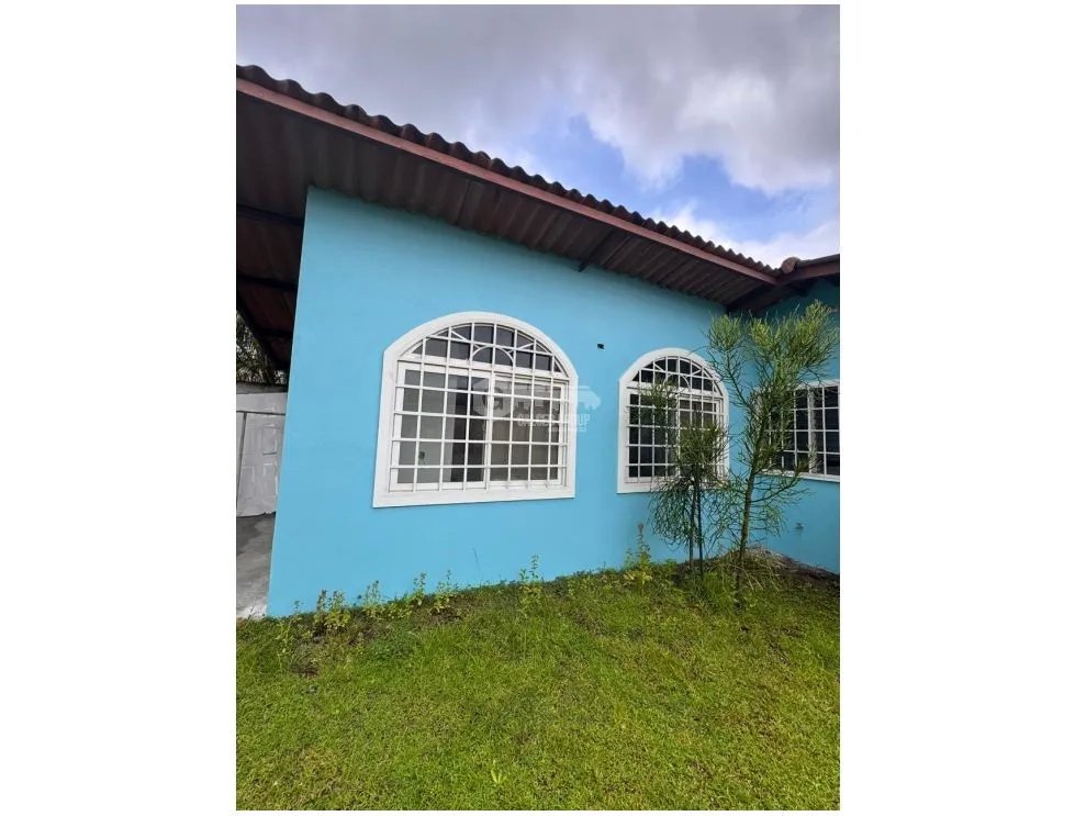 SE VENDE CASA EN ARRAIJAN BRISAS DEL GOLF 367 M2 CERCADA