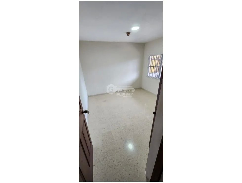 SE VENDE EDIFICIO EN CHORRERA 113 M2 COMERCIAL PLANTA BAJA