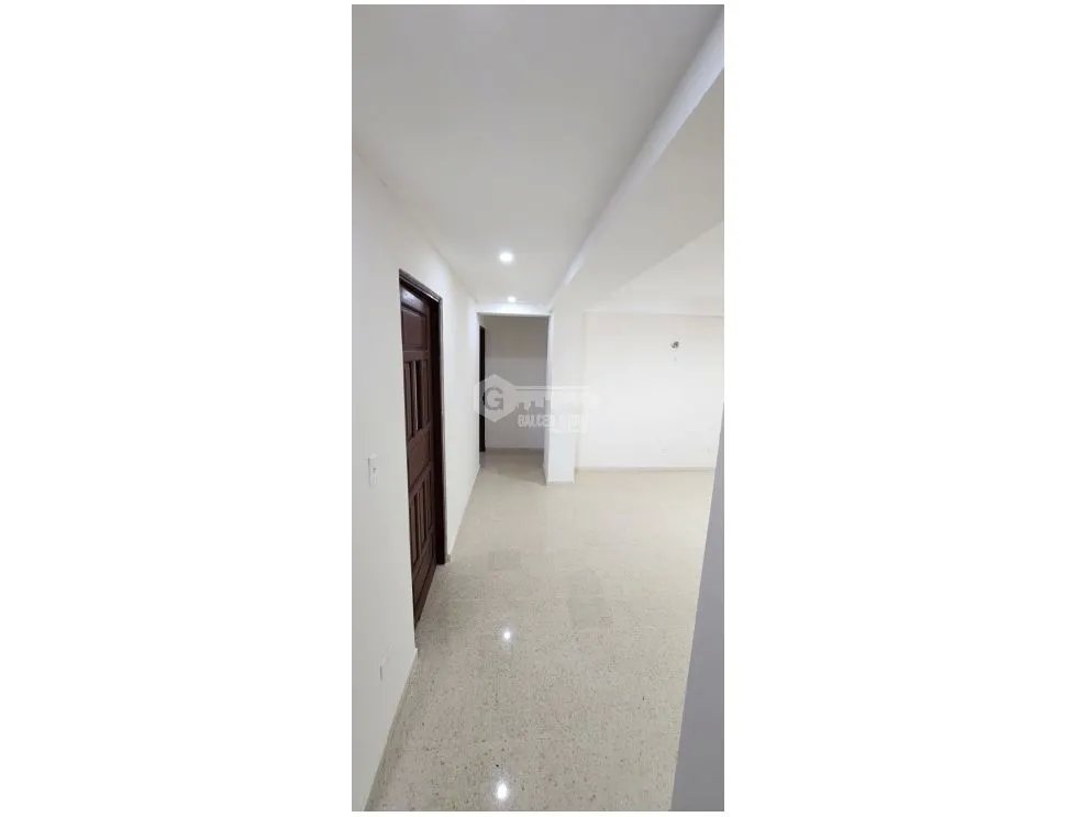 SE VENDE EDIFICIO EN CHORRERA 113 M2 COMERCIAL PLANTA BAJA