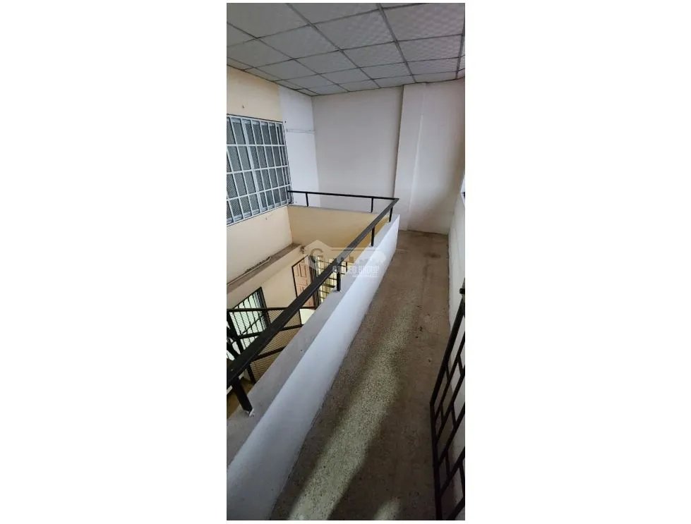 SE VENDE EDIFICIO EN CHORRERA 113 M2 COMERCIAL PLANTA BAJA