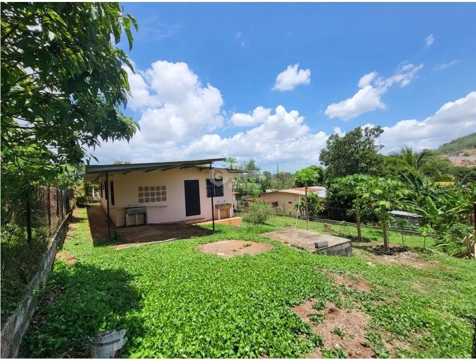 LA CHORRERA / GUDALUPE / 1,382 M2 / DOS CASAS / 5 HABITACIONES