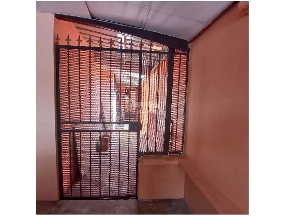 NUEVO ARRAIJAN / ALTOS DE SAN GABRIEL / CERCA DEL METRO L3 / 205M2
